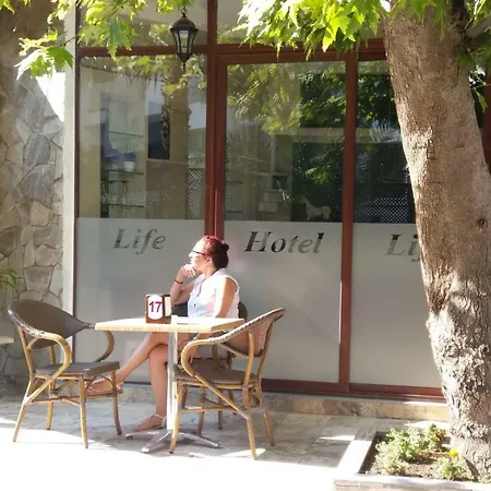 Otel Lıfe Girne