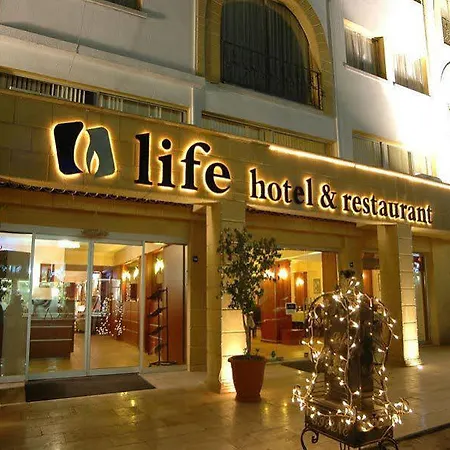 Life Hotel