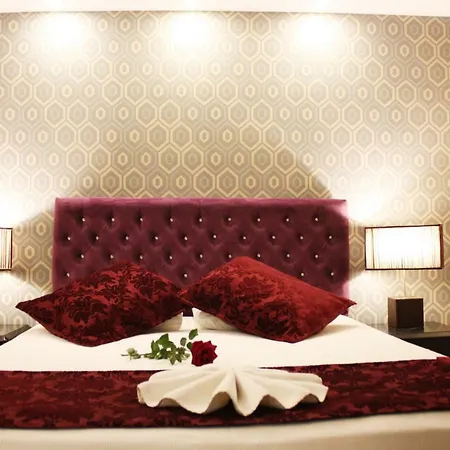 Hotel Life 3*